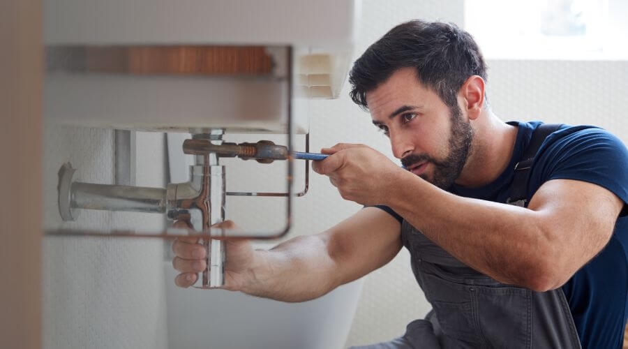 Professional sink repair services in Elkhart, IA